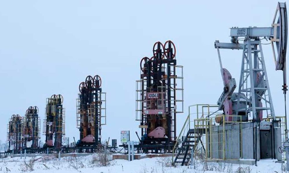 Rusia reducirá la producción de petróleo y gas en 2023