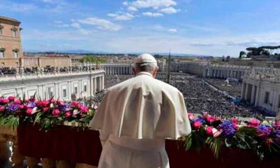 El Papa en el Domingo de la Divina Misericordia: ¿Estamos dispuestos a abrir los brazos sin excluir a nadie?