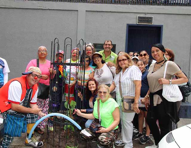 Chacao sembró araguaneyes y urapes Morados en el Día Nacional del Árbol