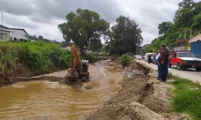 Funcionarios de Prevención y cuadrillas de Serviguaicaipuro se mantienen desplegados con el Plan de Lluvias 2023 en Guaicaipuro