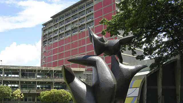 De un espacio resiliente la UCV