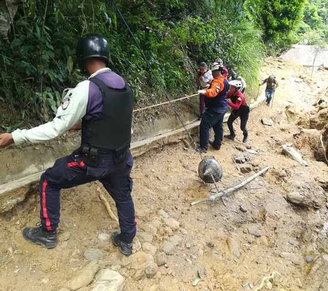 SSC y PC Guaicaipuro responden a emergencia por lluvias en Cecilio Acosta