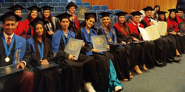 Universidad Bicentenaria de Aragua celebra la graduación de la promoción 2023-III