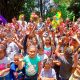 Niños disfrutando de las actividades del Plan Vacacional Comunitario 2024 en Guaicaipuro.