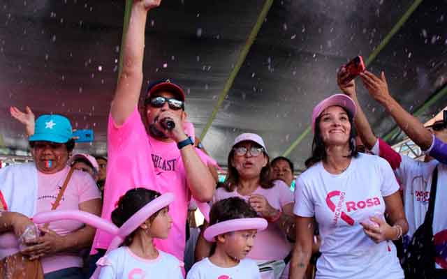 La Caminata Rosa visibiliza la importancia del autoexamen de mama y la prevención del cáncer de mama en el municipio Guaicaipuro.