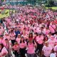 Más de 1,000 participantes disfrutaron de la 4ª Caminata Guaicaipuro Rosa en Los Teques, resaltando la importancia de la prevención del cáncer de mama.