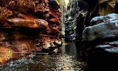 Cueva de Kavak, una garganta natural con paredes que alcanzan hasta 150 metros de altura