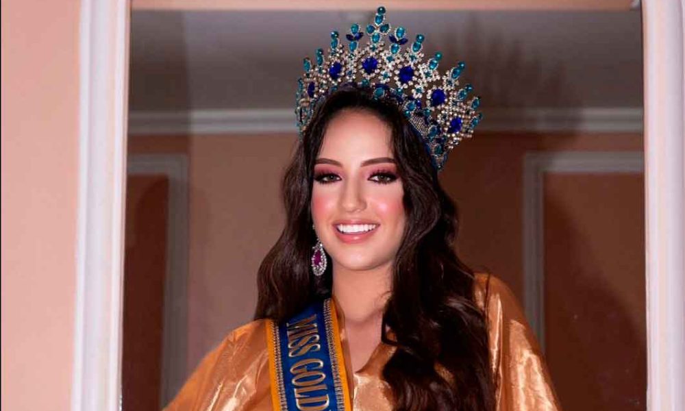 Isabella Da Silva, durante la ceremonia de coronación en Caracas, lista para representar a Venezuela en el mundo.