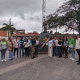 Colocación de la ofrenda floral en la Plaza Bolívar.