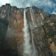 El Salto Ángel, la cascada más alta del mundo, se alza majestuoso en el Parque Nacional Canaima.