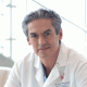 El Dr. Andrés Monasterios lidera tratamientos regenerativos en la Unidad de Orthobiología del Centro Médico de Caracas.