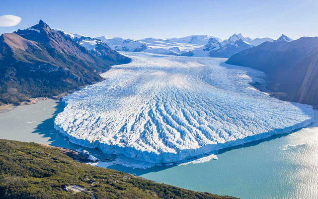 El retroceso de los glaciares como el Perito Moreno es un claro indicador de los efectos del cambio climático.