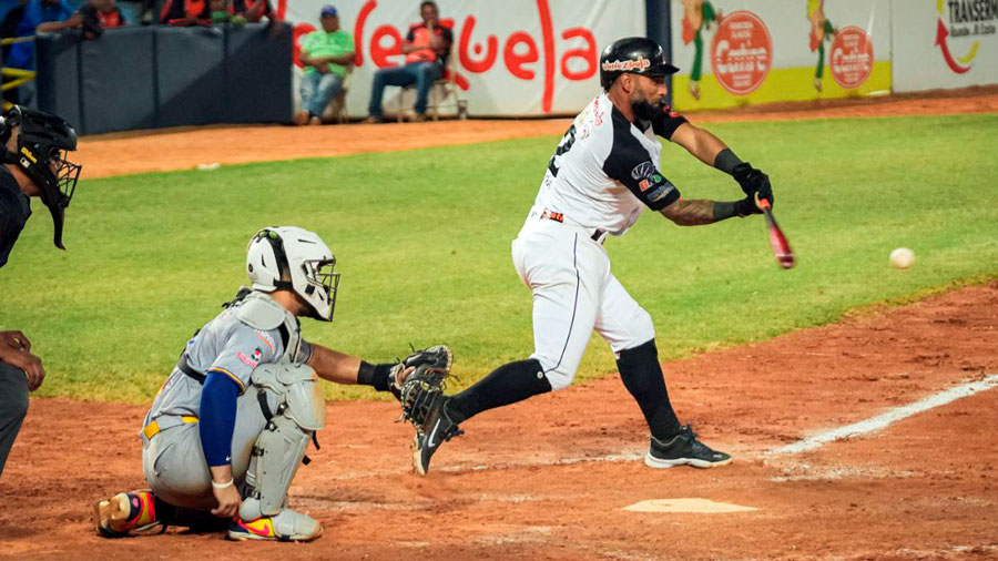 Águilas del Zulia vence a Magallanes 8-2