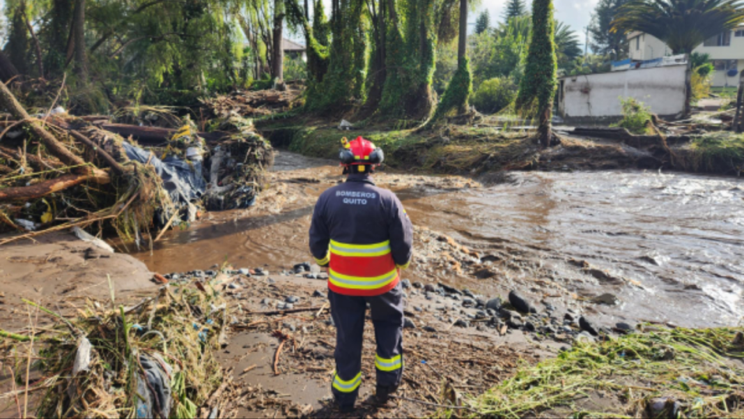 Más de 7.400 personas afectadas por las lluvias en Ecuador