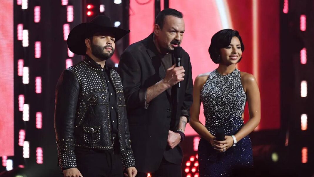 Pepe Aguilar y sus hijos rendirán homenaje a Paquita la del Barrio