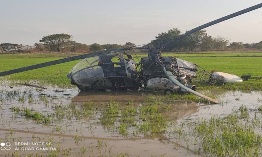 Helicóptero cae en sembradío de arroz en Guárico