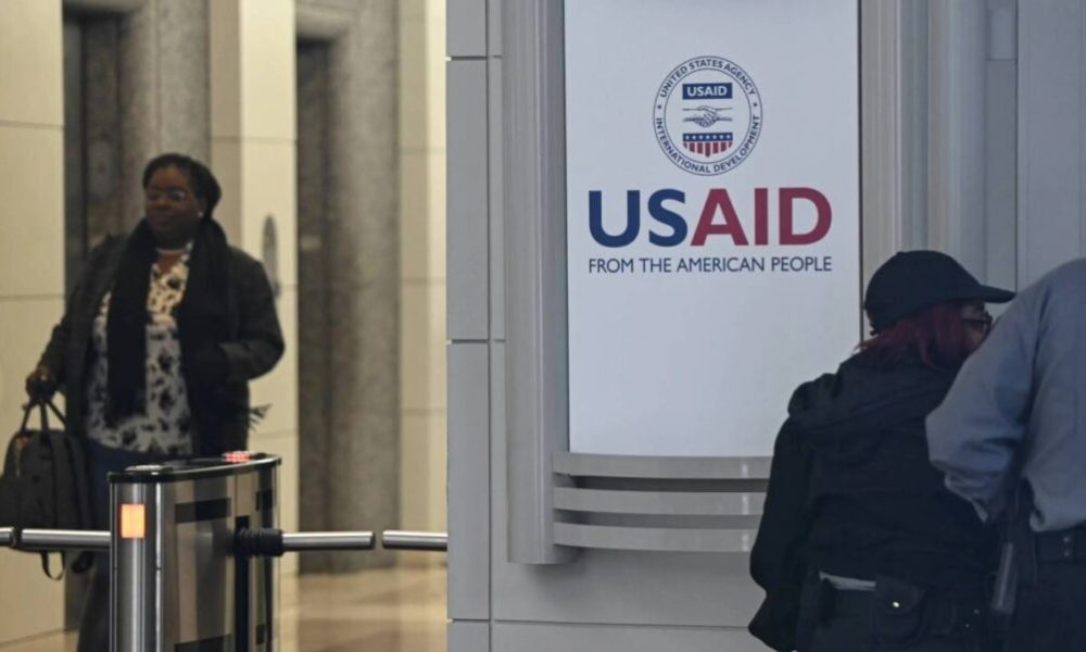 Trump acusa a medios de recibir fondos desviados de USAID